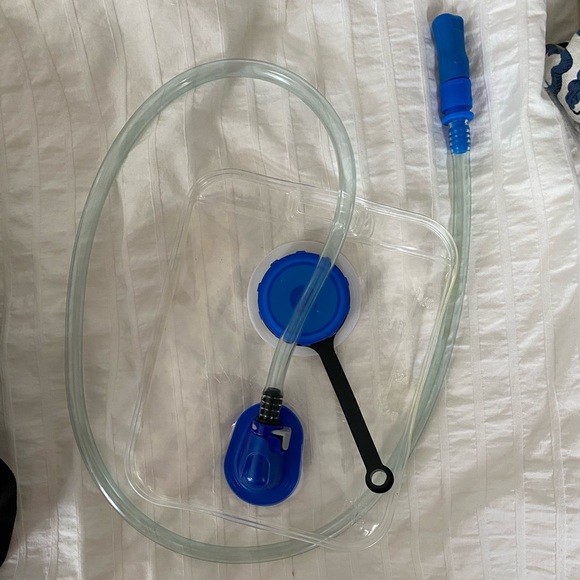 Iridescent Hydration Mini Backpack - Picture 4 of 5